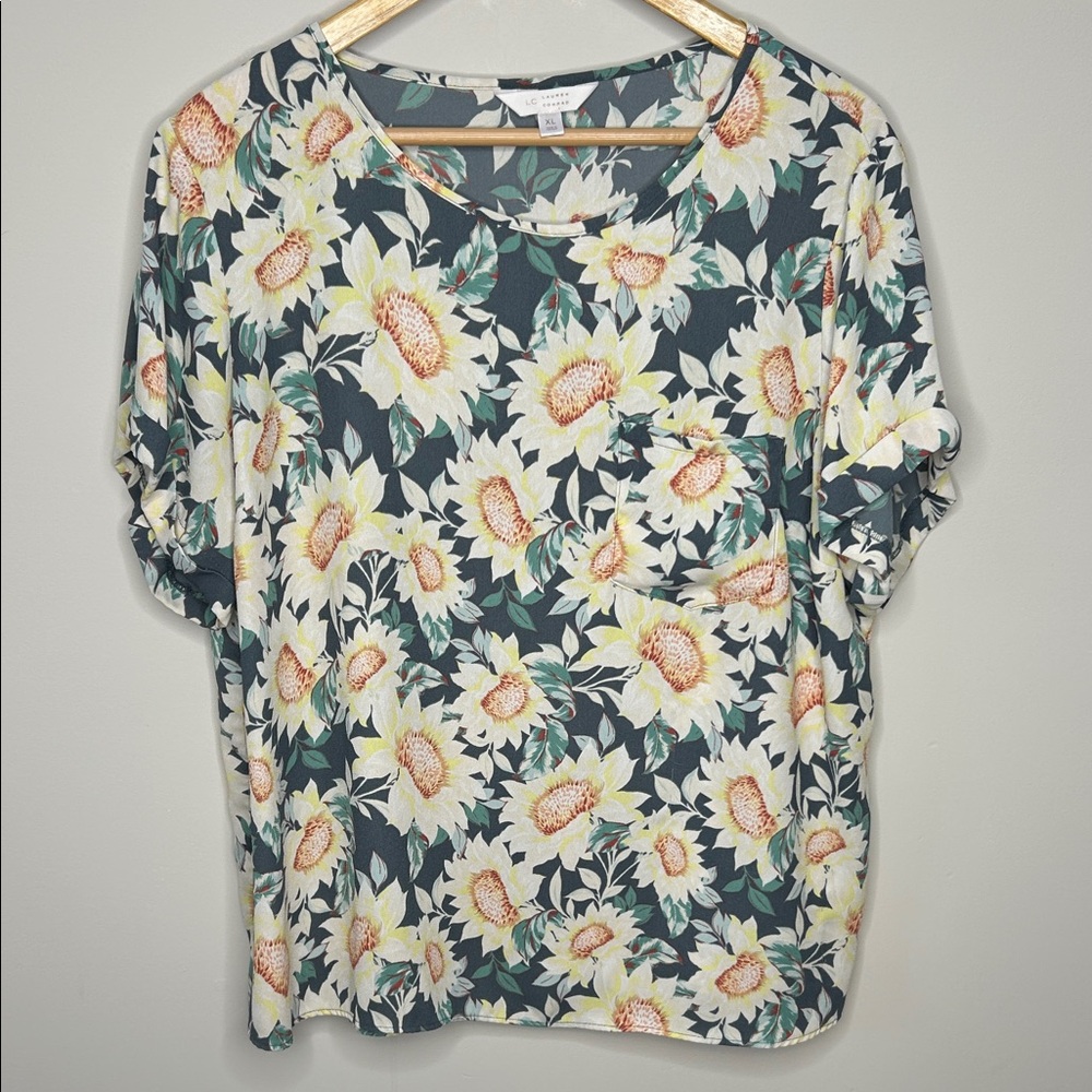 NWOT Lauren Conrad Blouse